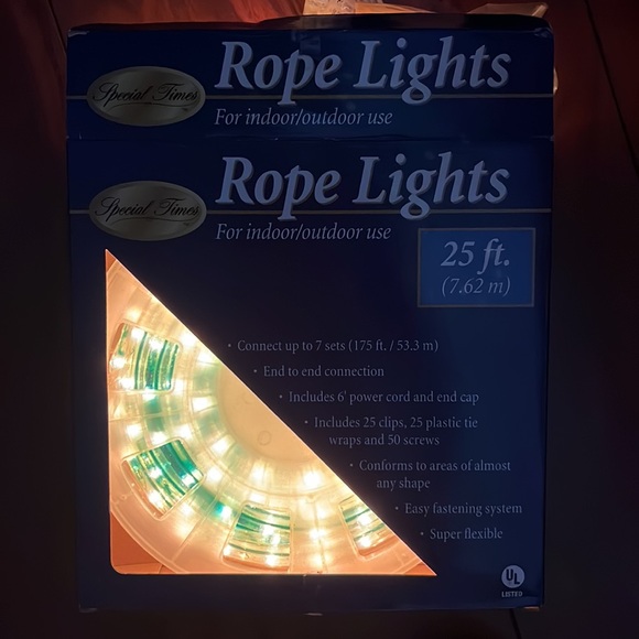 NWOT Christmas 25 FT Long Green Rope Lights For Indoor/Outdoor Use - Picture 3 of 8